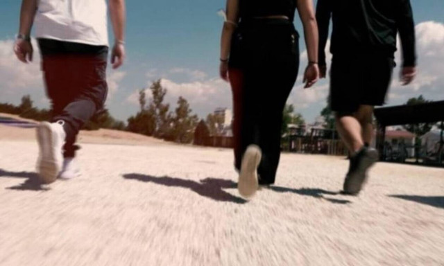 Εκάλη: Ανήλικοι επιτέθηκαν και λήστεψαν τρεις εφήβους για ένα ζευγάρι γυαλιά ηλίου