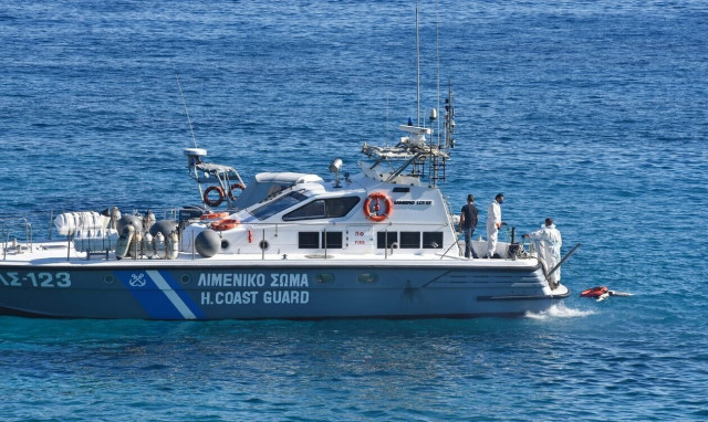 Ναυάγιο-Μύκονος: Ανασύρθηκε ακόμα μια σορός μετανάστριας - Στους 4 οι νεκροί, 11 οι αγνοούμενοι