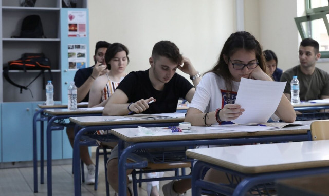 Πανελλήνιες 2023: Τι επιτρέπεται να έχουν οι υποψήφιοι μαζί τους - Το πρόγραμμα για ΓΕΛ και ΕΠΑΛ