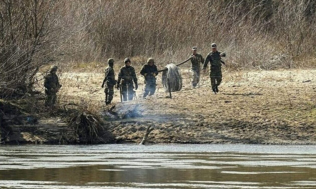 Έβρος: Την Παρασκευή απολογούνται οι πέντε συνοριοφύλακες που συνελήφθησαν για διακίνηση μεταναστών