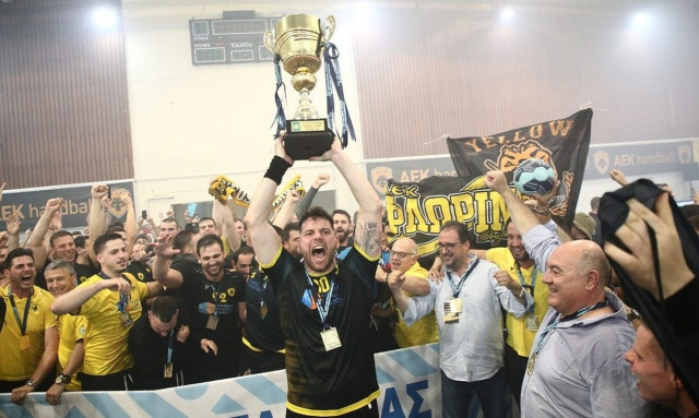 Χαντμπολ, ΑΕΚ – Ολυμπιακός 27-22: Πρωταθλητές Ελλάδας οι «κιτρινόμαυροι», επέστρεψαν στην κορυφή!