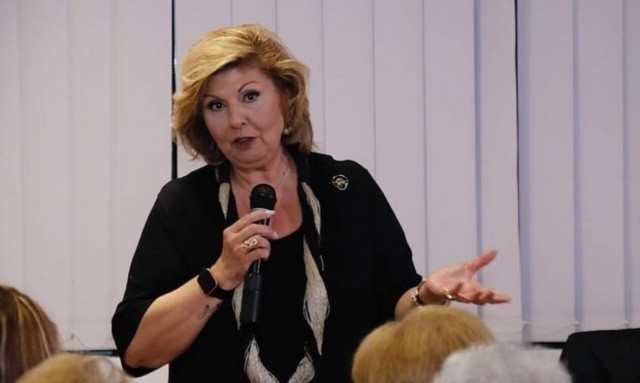 Λένα Μαντά: Δύσκολες ώρες για τη συγγραφέα - Ακυρώνει τις εκδηλώσεις παρουσίασης του βιβλίου της