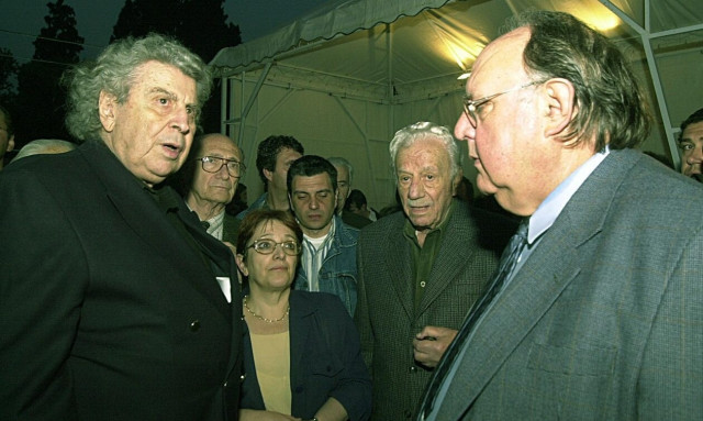 Θεόδωρος Πάγκαλος: Το μακάβρια προφητικό tweet όταν πέθανε ο Μίκης Θεοδωράκης