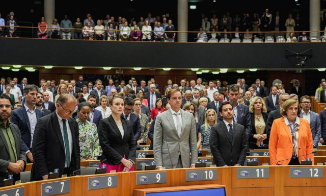 Ενός λεπτού σιγή στο Ευρωκοινοβούλιο για τα θύματα των πλημμυρών στην Ιταλία