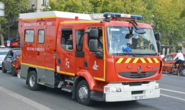 Γαλλία: 65χρονος σκοτώθηκε προσπαθώντας να σώσει τα σκυλιά του από το φλεγόμενο σπίτι του