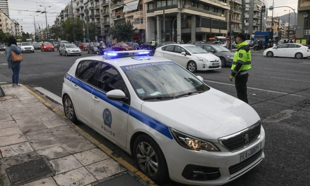 Κηφισίας: Δύσκολες ώρες για τους γονείς της 3χρονης - «Το μόνο που θέλω είναι να ζήσει το παιδί μου»