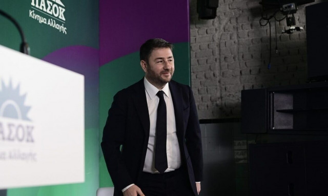 PASOK leader Androulakis continues his tour toThessaloniki