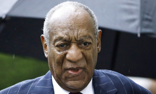 Μπιλ Κόσμπι: Νέες κατηγορίες κατά του κωμικού - Μοντέλο του Playboy τον μήνυσε για βιασμό