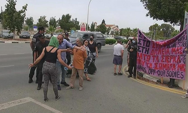 Κύπρος - Θύμα παρενόχλησης πρώην Μητροπολίτη Κιτίου: Ήθελα να ακούσω μια καταδίκη, έστω συμβολική