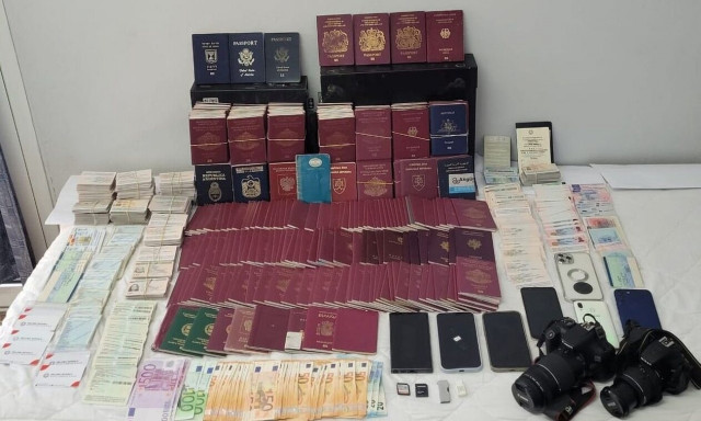 Εξαρθρώθηκε κύκλωμα πλαστογραφίας και μετακίνησης μεταναστών - Τουλάχιστον 1 εκατ. ευρώ κέρδη