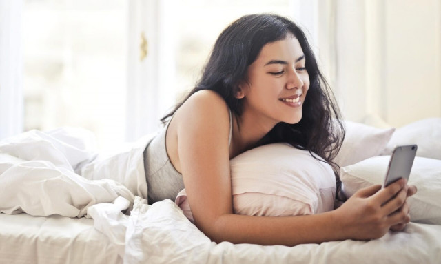 Η σκοτεινή πλευρά των Social Media - Πώς βλάπτουν την ψυχική υγεία των νέων