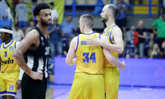 Basket League: Ο ασταμάτητος Μπίλαν οδήγησε το Περιστέρι στο 1-0