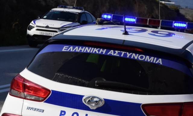 Πιερία: Δύο συλλήψεις για παράνομη μεταφορά αλλοδαπών