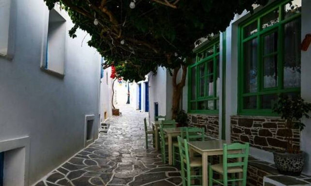 Δρυοπίδα: Tο υπέροχο κυκλαδίτικο χωριό με τα γραφικά σοκάκια