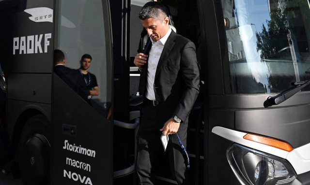 ΠΑΟΚ: Σενάρια φυγής για τον Ραζβάν Λουτσέσκου – Η Κλουζ επικοινώνησε με τον Ρουμάνο τεχνικό