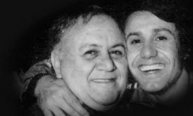 Γιάννης Φλωρινιώτης: Όταν ο Χατζιδάκις τον αποκάλεσε «Ζακ Μπρελ της Ελλάδος» - Η ιστορική συνέντευξη