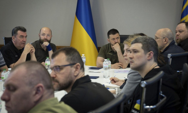 Ζελένσκι: Περιβαλλοντικό έγκλημα η καταστροφή του φράγματος Καχόβκα