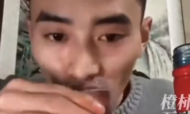 Νεκρός Κινέζος influencer μετά από υπερκατανάλωση αλκοόλ - Το challenge με το «νερό της φωτιάς»