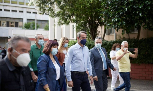 Εκλογές 2023 - Επίσκεψη Μητσοτάκη στον «Άγιο Σάββα»: «Το ΕΣΥ παρά τις δυσκολίες, λειτουργεί»