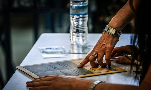 Πανελλήνιες 2023: Σχολιασμός από την ΟΕΦΕ σε Χημεία, Πληροφορική και Λατινικά