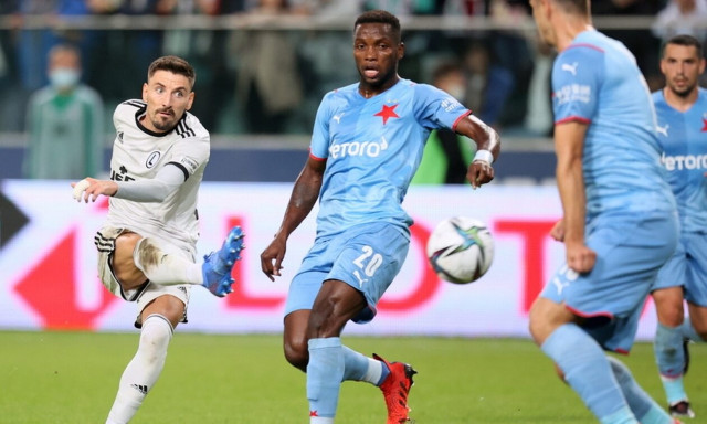 Μεταγραφές, Παναθηναϊκός: Συμφωνία με Μλαντένοβιτς - Έρχεται Ελλάδα για τις υπογραφές