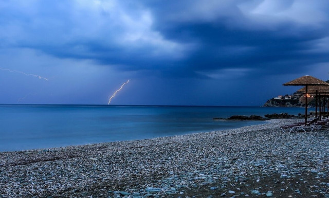 Καιρός - Αρναούτογλου: Συννεφιά με ασθενείς βροχές το Σάββατο – Επιδείνωση από την Κυριακή