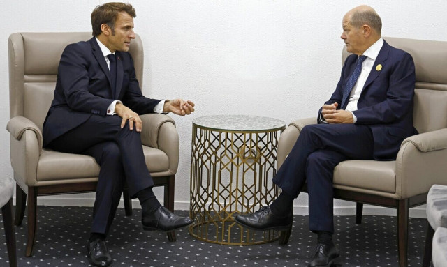 Τρίγωνο της Βαϊμάρης: Δείπνο εργασίας