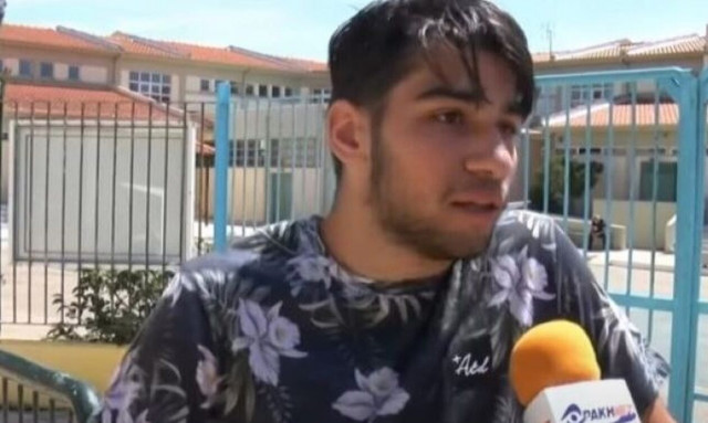 O πιο χαλαρός μαθητής των πανελληνίων: «Τώρα κλάιν ότι γίνει, chill»