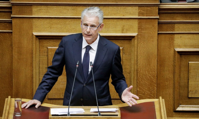 Εξαδάκτυλος: Θα κληθεί για εξηγήσεις από τον Πανελλήνιο Ιατρικό Σύλλογο ο Σπύρος Πνευματικός