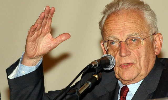 Γαλλία: Πέθανε στα 97 του ο εμβληματικός κοινωνιολόγος Αλέν Τουρέν