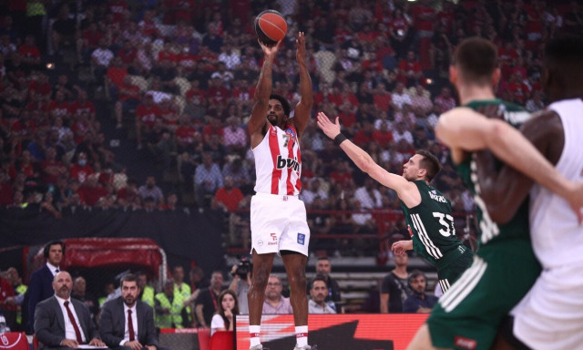 Basket League, Ολυμπιακός - Παναθηναϊκός 75-52: «Ερυθρόλευκο» προβάδισμα (vids)
