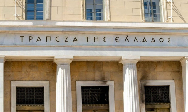 Tax evasion exceeds 60 billion euros annually, Bank of Greece governor says