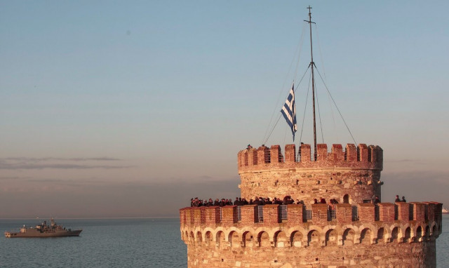 The Telegraph: «Ταξιδεύει» τους αναγνώστες της στη Θεσσαλονίκη