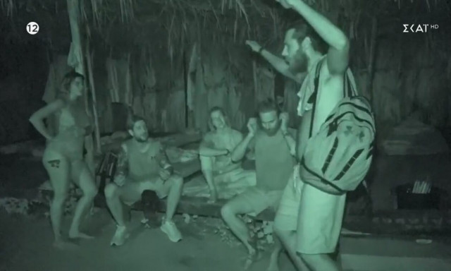 Survivor All Star: Σε ρυθμούς μπουζουκιών ο Μπαρτζης - «Λουλουδούδες μου ελάτε»