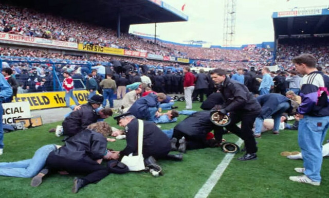 Οπαδός της Τότεναμ αποκλείστηκε για τρία χρόνια από τα γήπεδα - Κορόιδεψε την τραγωδία του Χίλσμπορο