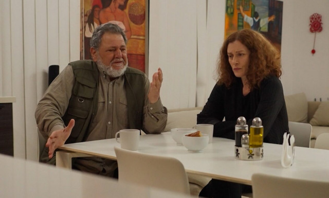 MEGA: Ραγδαίες εξελίξεις στη «Γη της Ελιάς» και το «Μαύρο Ρόδο»