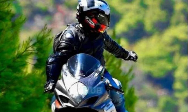 Λιμανάκια Βουλιαγμένης: Θρήνος για τον θάνατο γνωστού μοτοσυκλετιστή - Βίντεο & Φωτογραφίες