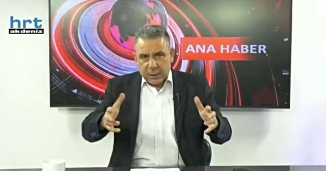 Τούρκος παρουσιαστής έβγαλε τα ρούχα του κατά τη διάρκεια του δελτίου ειδήσεων - Δείτε το βίντεο