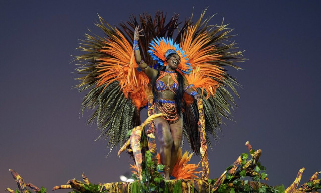 Βραζιλία: Χορεύτρια τον χτύπησε με τα οπίσθια και εξαρθρώθηκε ο αγκώνας του