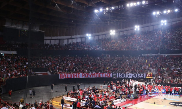 Ολυμπιακός - Παναθηναϊκός: Πρόστιμο στους «ερυθρόλευκους» για το Game 3 στο ΣΕΦ