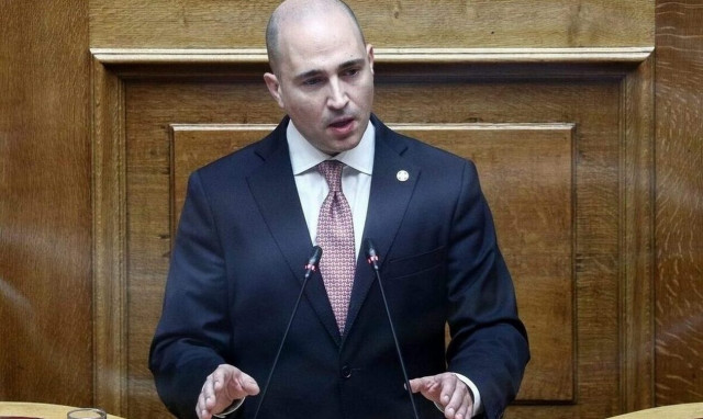 Κωνσταντίνος Μπογδάνος για ναυάγιο στην Καλαμάτα: Δεν αναγνωρίζουμε το εθνικό πένθος