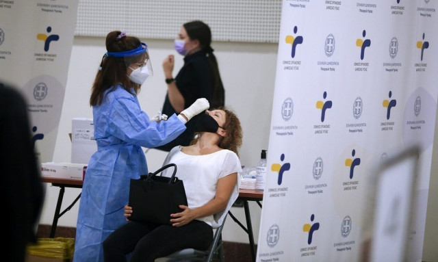 ΕΟΔΥ: 37 θάνατοι και 29 διασωληνωμένοι από κορονοϊό την τελευταία εβδομάδα – Κανένα κρούσμα γρίπης