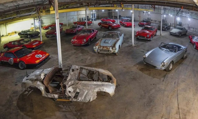 Πωλούνται 20 σπάνιες Ferrari χτυπημένες από τυφώνα