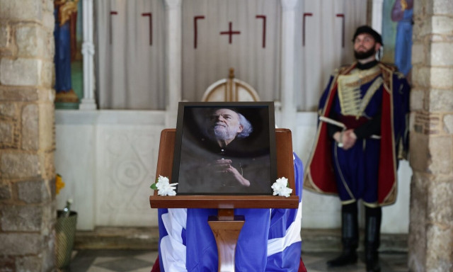 Γιάννης Μαρκόπουλος: Λαϊκό προσκύνημα στη μνήμη του συνθέτη