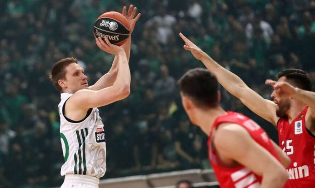 Tριήμερο εθνικό πένθος: Και επίσημα τζάμπολ απόψε στον τελικό Παναθηναϊκός - Ολυμπιακός