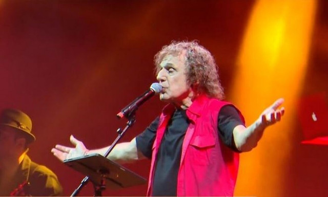 Σείστηκε το Καλλιμάρμαρο για τη μεγάλη συναυλία του Παπακωνσταντίνου