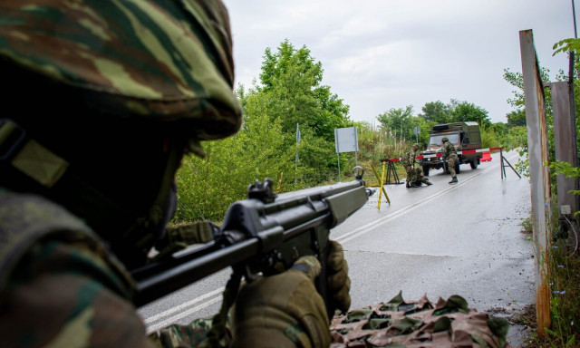 «ΔΥΝΑΜΙΚΗ ΑΝΤΙΔΡΑΣΗ - 23»: Εντυπωσιακές εικόνες από τη μεγάλη στρατιωτική άσκηση