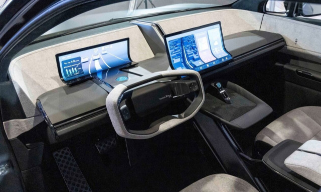 H Toyota ετοιμάζει τον πιο έξυπνο φωνητικό βοηθό