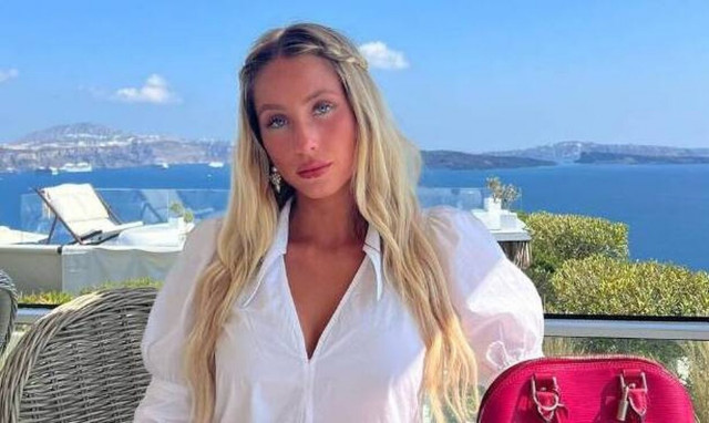 Alix Ashley Earle: Στη Μύκονο η διάσημη TikToker