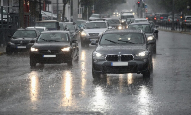 Καιρός - Αρναούτογλου: Πώς θα εξελιχθεί η κακοκαιρία το Σάββατο - Προειδοποίηση για πέντε περιοχές